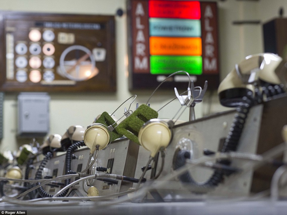 FOTOT/ Një vështrim brenda bllokut më të madh komunist, aty ku koha duket se ka ngecur