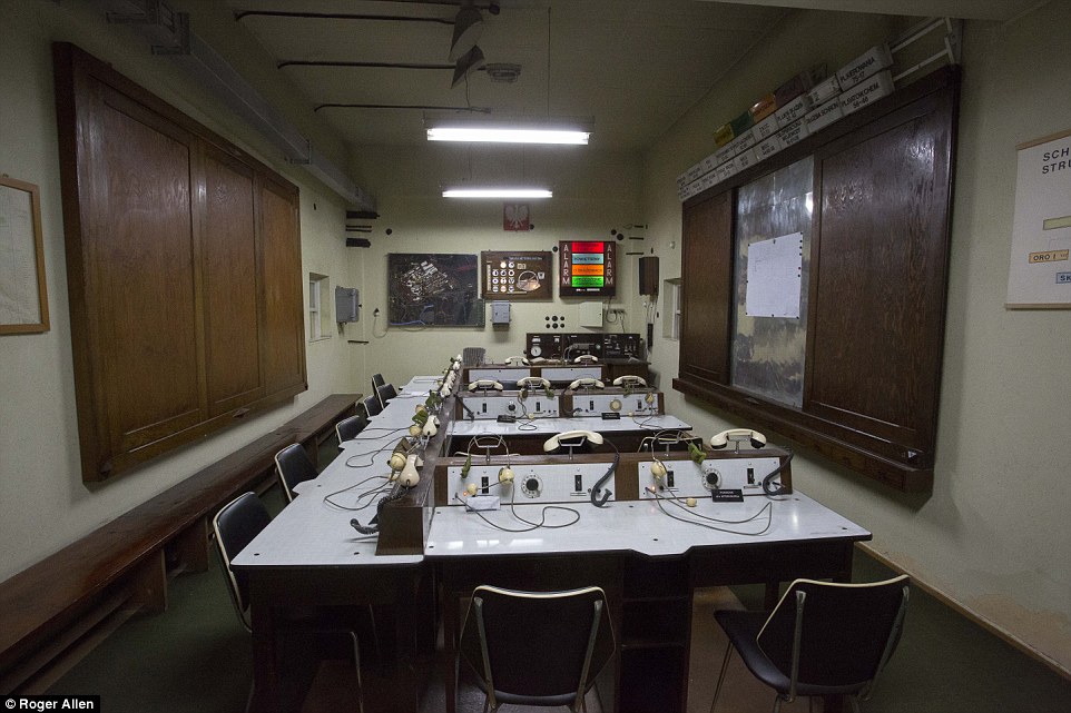 FOTOT/ Një vështrim brenda bllokut më të madh komunist, aty ku koha duket se ka ngecur