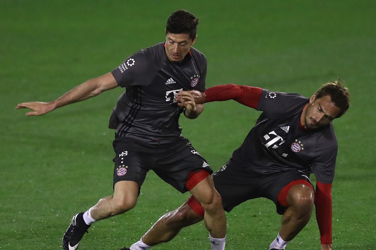 Në stërvitjen e Bayern-it sherr verbal mes Levandowskit dhe Hummels