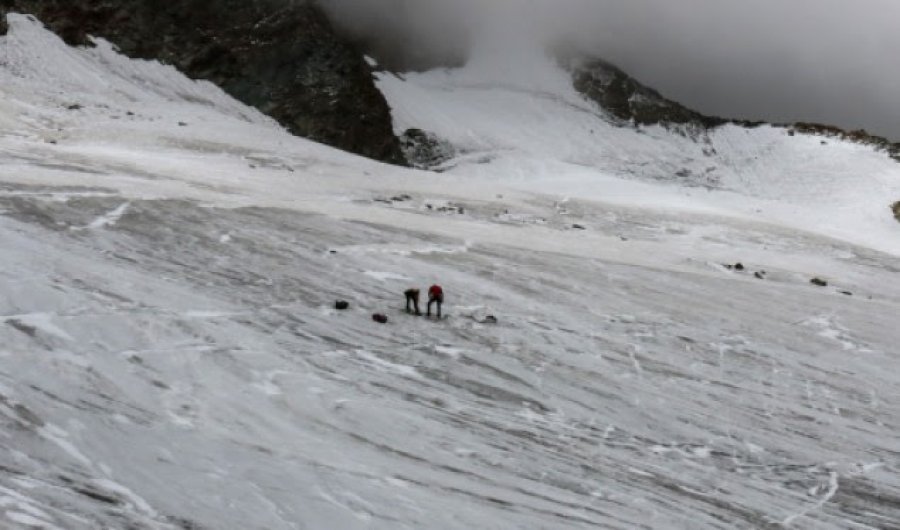 Rezultojnë 12 të zhdukur nga një ortek në Zvicër