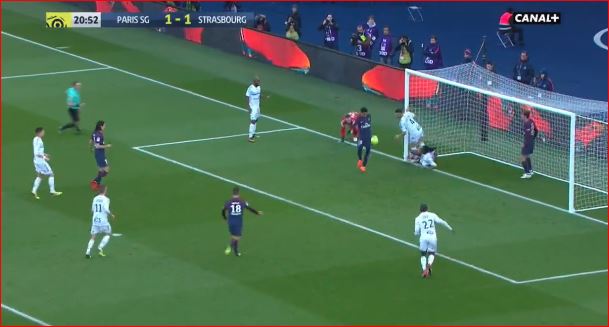 VIDEO/ Shikoni çfarë bën Neymar me mbrojtësit kundërshtarë…