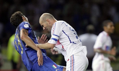 FOTO/ Goditja e Zidane ndaj Materacit, 12 vite më pas kthehet në një vepër arti