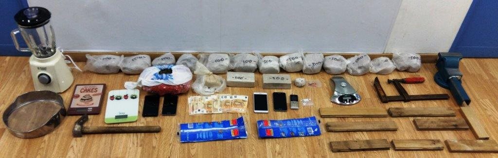 Trafik droge në Greqi, 3 shqiptarë kapen me 1.2 kg heroinë