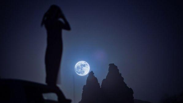 Hëna Blu, pritet spektakël në qiell të shtunën e Pashkëve