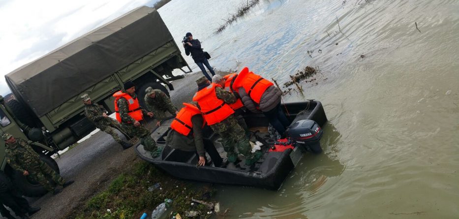 I izoluar nga uji, FA transporton me urgjencë në spital 27-vjeçarin