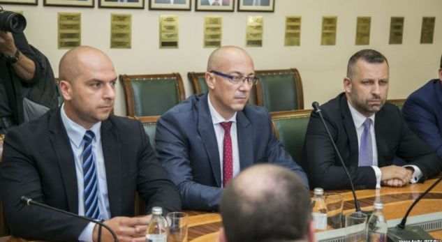 Lista Serbe largohet nga koalicioni qeverisës, rrëzohet qeveria Haradinaj?