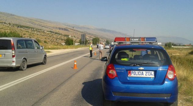 Detaje të reja/ Gjirokastër, zetori i preu rrugën makinës, vdes djali, në gjendje të rëndë babai, emrat