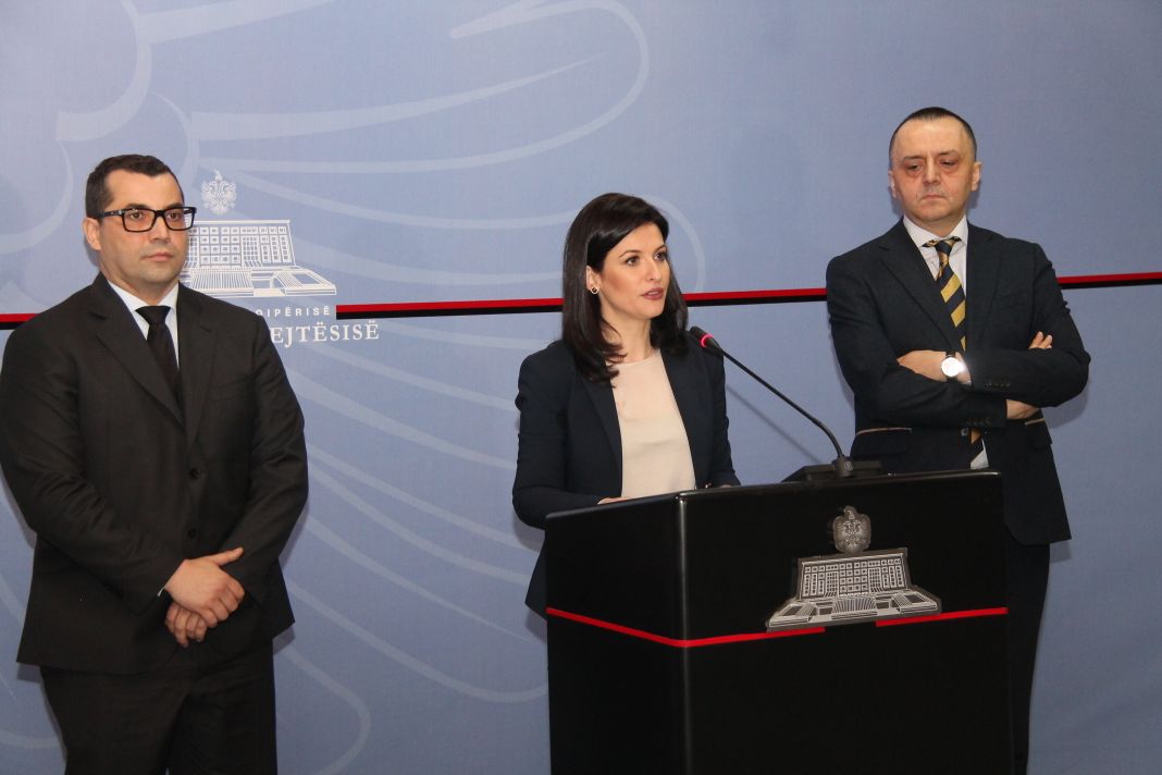 Nis reforma e pronës, qeveria: Në sitë të gjithë titujt e lëshuar në zonat bregdetare