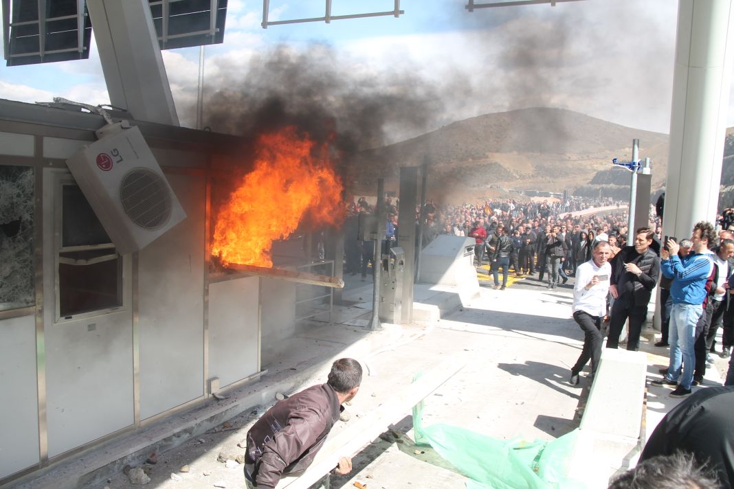 Prokuroria nis hetimet për protestën e dhunshme, Marku: Autorët do ndëshkohen!