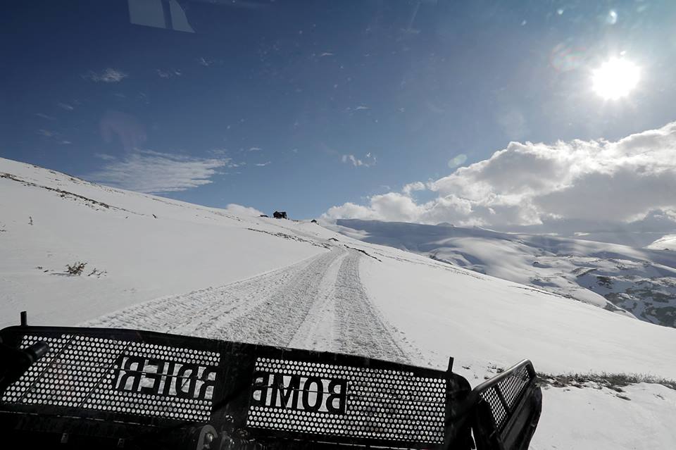 FOTOT/ Vlahutin dhe ambasadori austriak vizitojnë Shishtavecin: Perlë e turizmit!