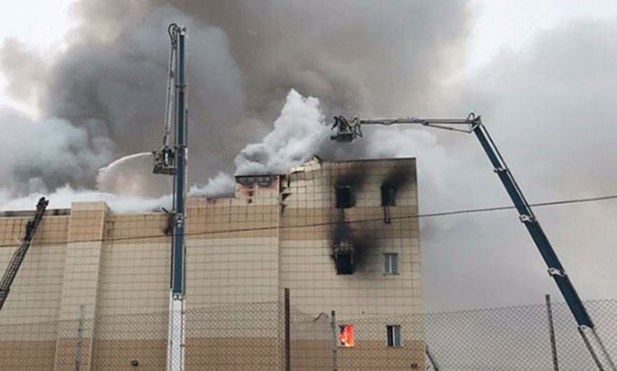 Rëndohet bilanci në Rusi, 64 viktima nga zjarri vdekjeprurës