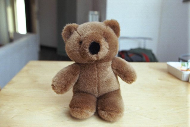 Fshehën kokainën në arushin e vajzës 2-vjeçare, dënohet çifti shqiptar