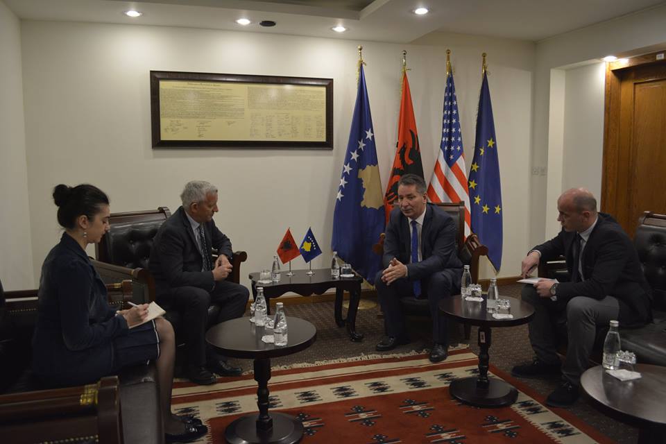 Ministri kosovar: I shkruajta Gjiknurit për tarifën, nuk mu përgjigj
