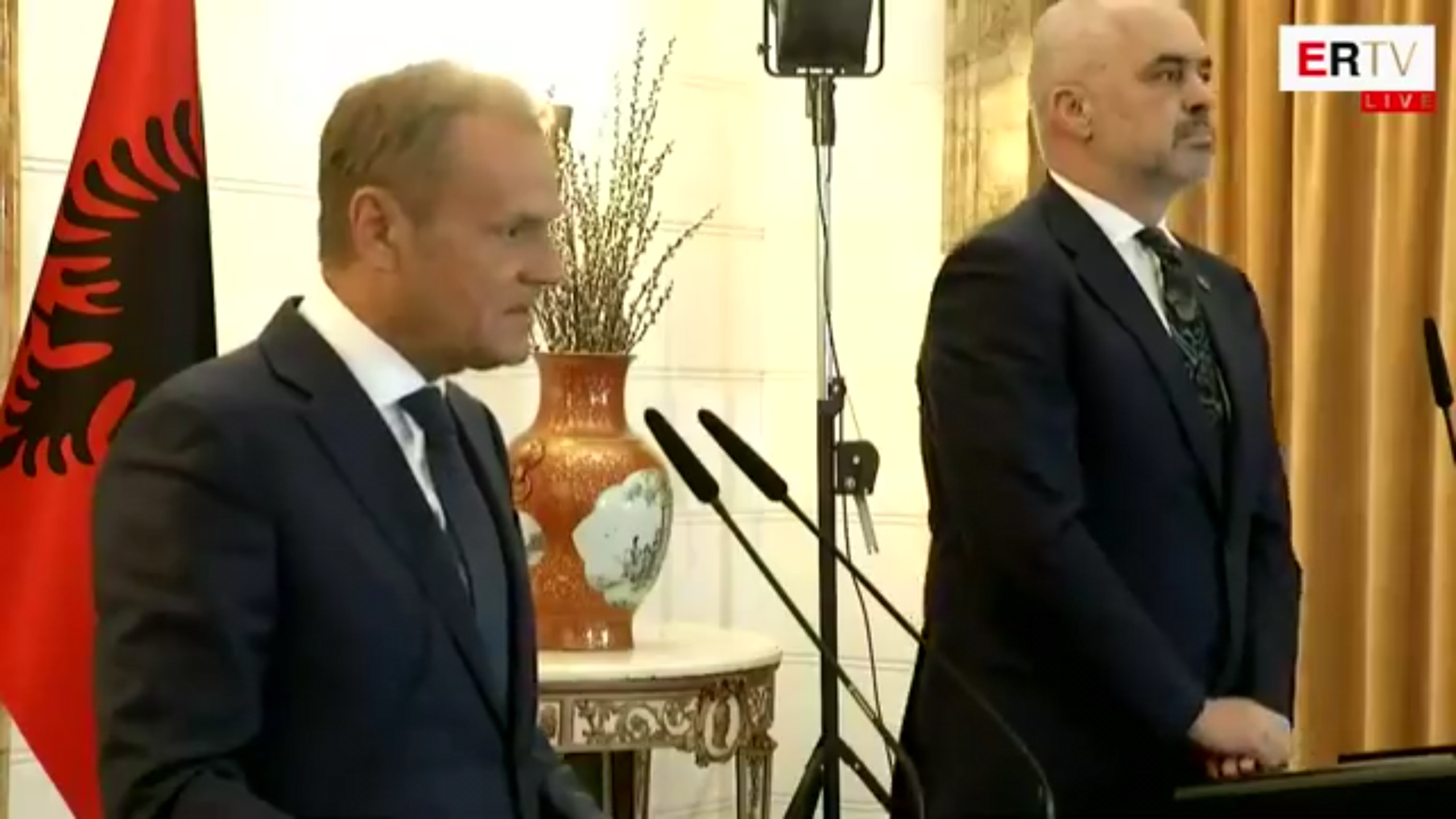 Donald Tusk: Jeni më europianë ju këtu, se disa në BE