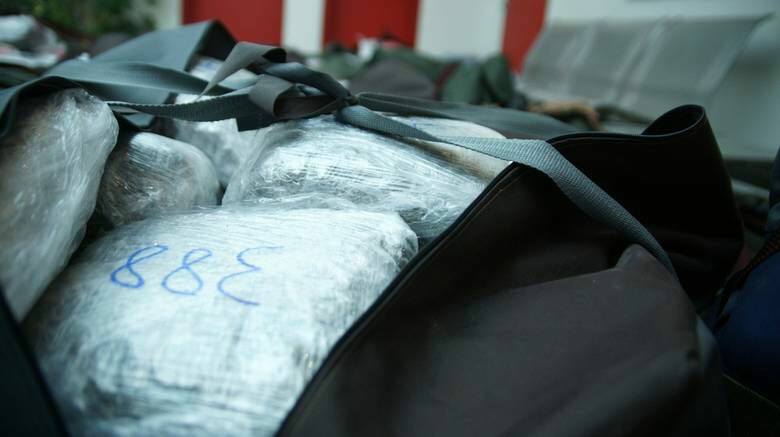 Sekuestrohen 3 kg kanabis në autobusin e linjës Gjirokastër-Athinë