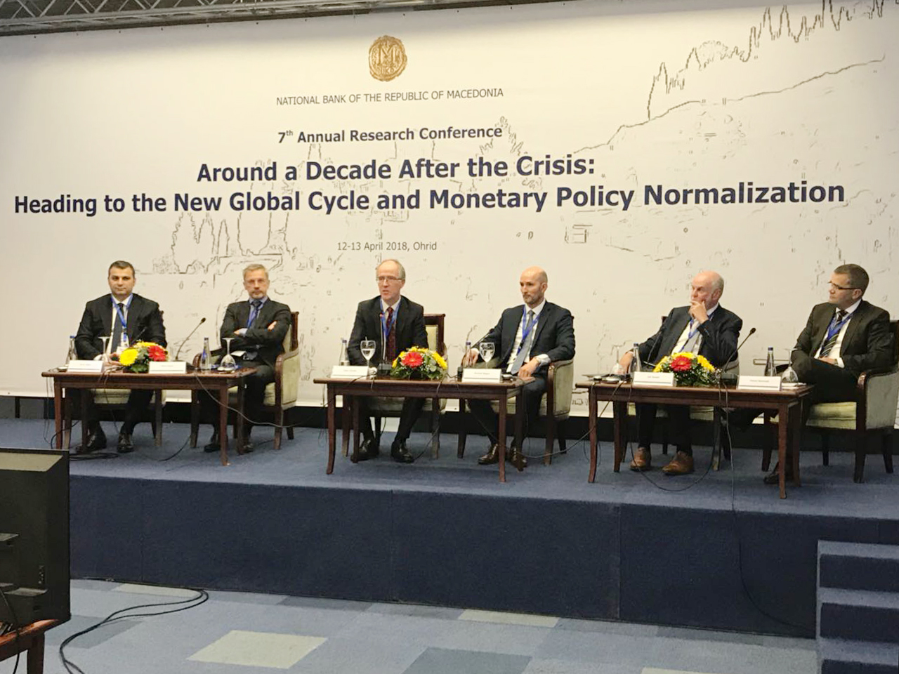 Guvernatori i BSH Sejko: Ja pse janë rritur kreditë në lekë!