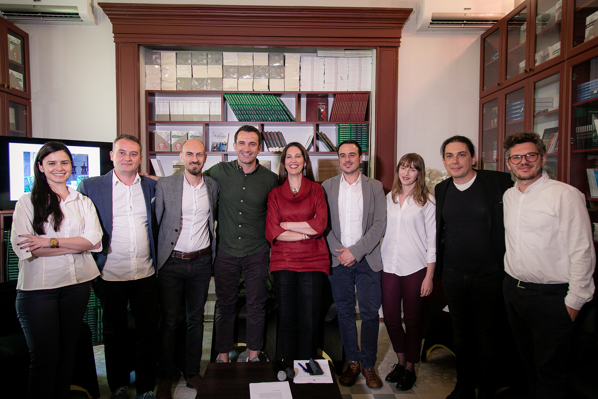 “Hapësira zero”, në Bienalen e Venecias/ Kumbaro: Projekti, një pasaportë e Tiranës nëpër botë!