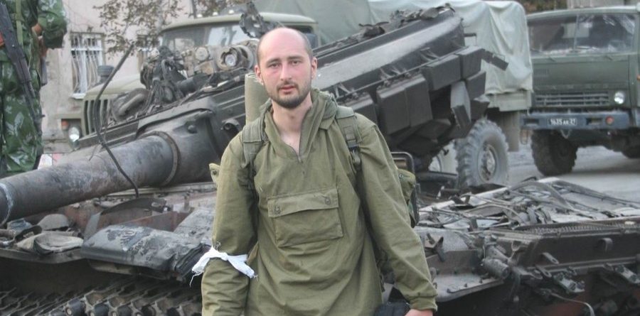 Atentat mafioz, qëllohet për vdekje një tjetër gazetar