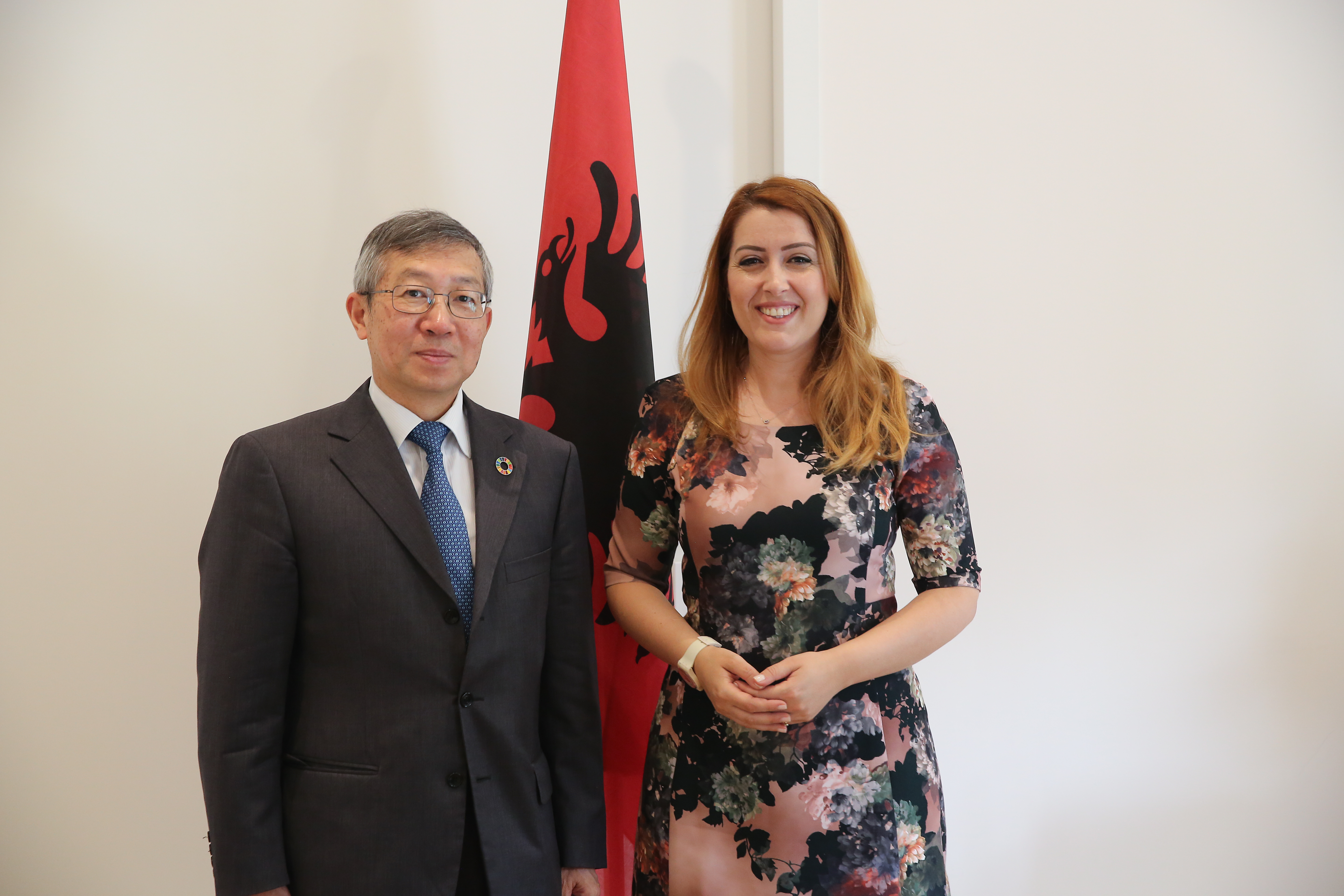 Manastirliu me zv.drejtorin e Agjencisë Atomike: Aparatura të teknologjisë së lartë për trajtimin e tumoreve