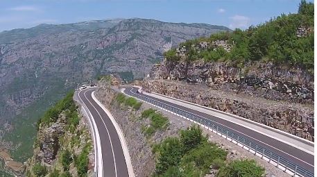 VIDEO/ ‘Shikoni në 120 sekonda transformimin e Alpeve shqiptare’