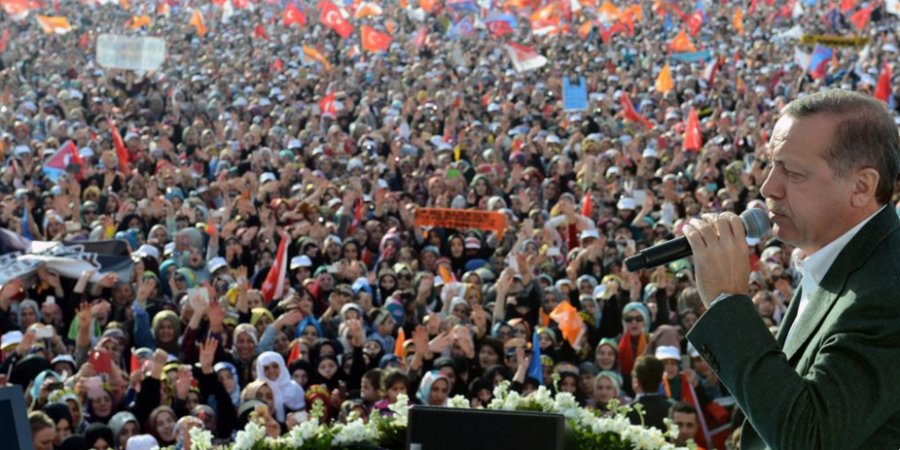 Boshnjakët e teprojnë: Erdogan është i dërguar i Zotit