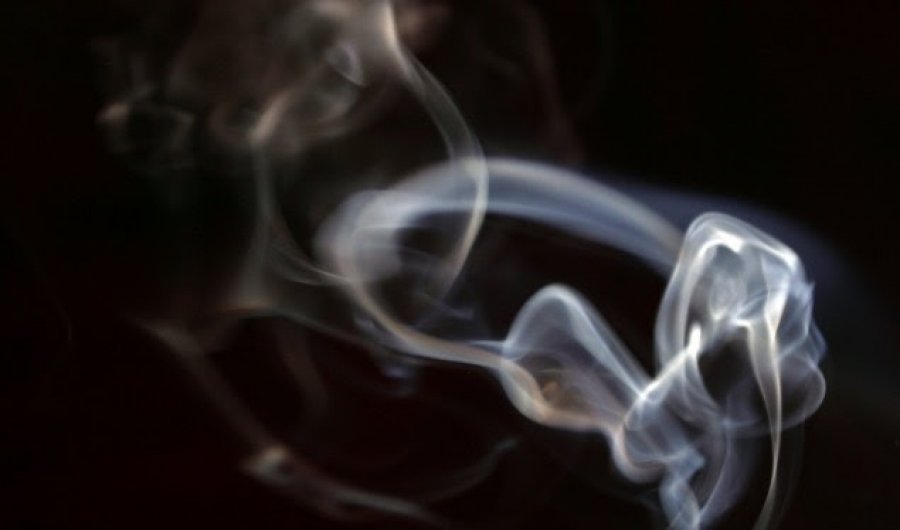 Në Austri nuk pihet më duhan as në vetura