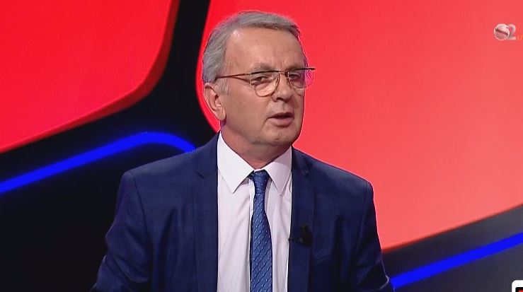 Ish-trajneri i Kombëtares: Nuk duhet të promovojmë më lojtarët e Kosovës