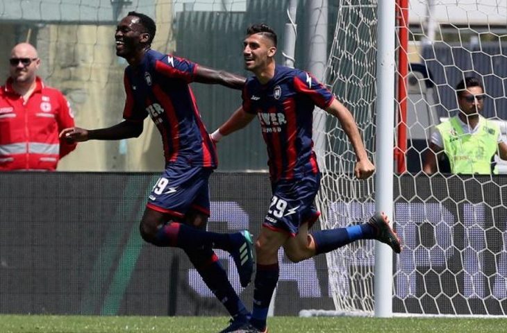 Barazimi i Crotone me Lazion dhuratë për Interin, pezull vendi në Champions