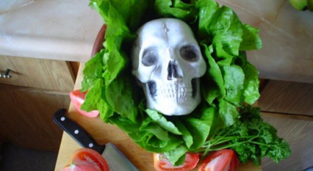 Edhe sallata jeshile me probleme!