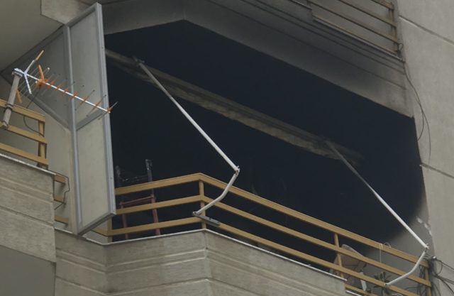 Zjarri në banesë, biznesmeni konflikt për 150 mln lekë