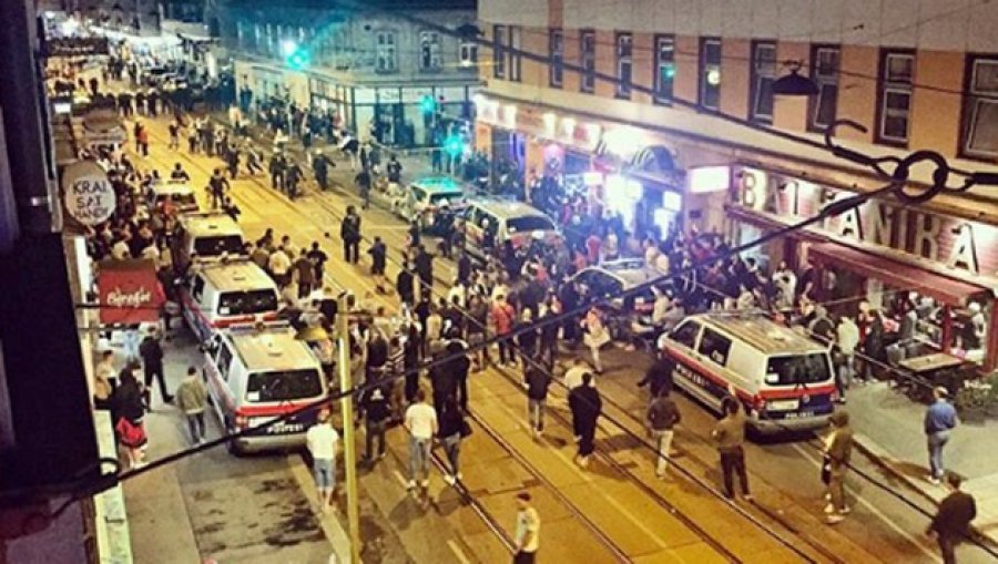 Serbët vandalizojnë Vjenën pas humbjes