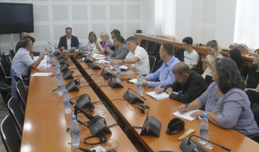 Plot 50 kanale televizive operojnë ilegalisht në Kosovë