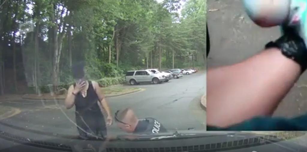 VIDEO/ Polici hero, shikoni si e shpëton foshnjën 2 muajshe