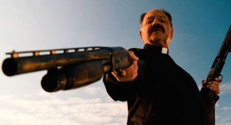 E padëgjuar, 250 klerikë kërkojnë armë zjarri për t’u mbrojtur!