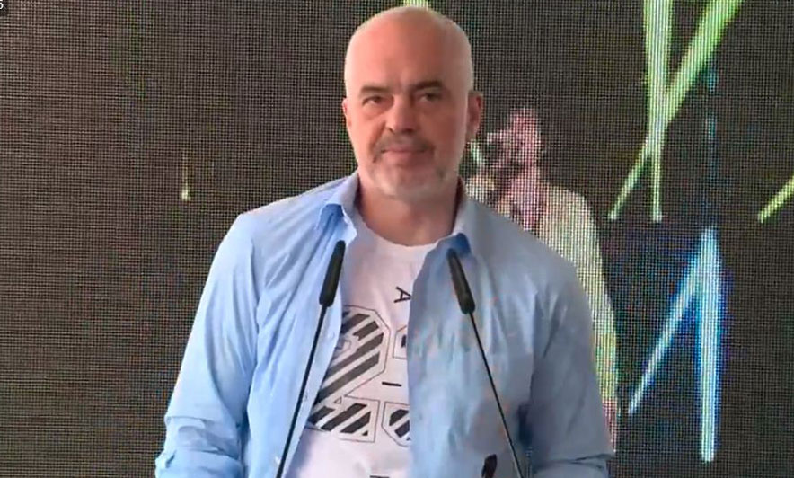 Rama i bindur: Nuk do të ketë kamp refugjatësh! Shqipëria, djepi i ‘fake news’