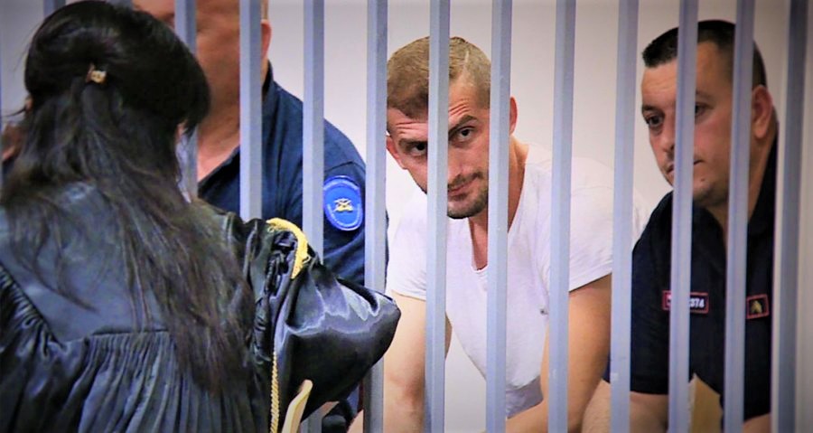 Ekzekutoi komisar Cukun, Shallari merr statusin e të penduarit