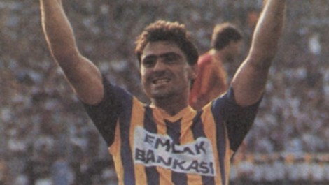 Legjenda Vokrri, ndër të parët shqiptarë që luajti në klubet elitare evropiane