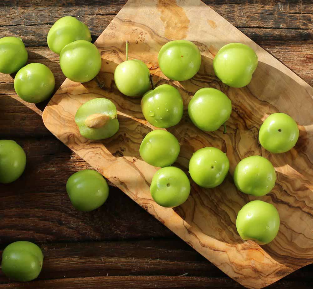 Tragjike në Korçë, i mituri mbytet nga një kokërr kumbull
