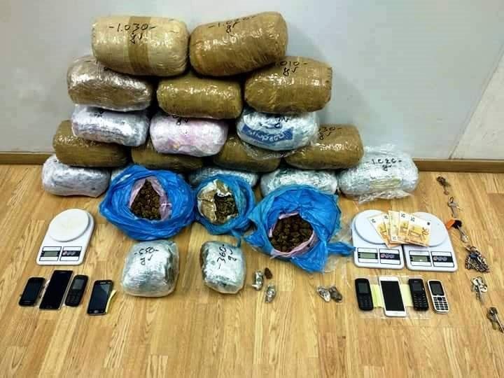 Goditet banda shqiptare e drogës në Athinë, 3 të arrestuar