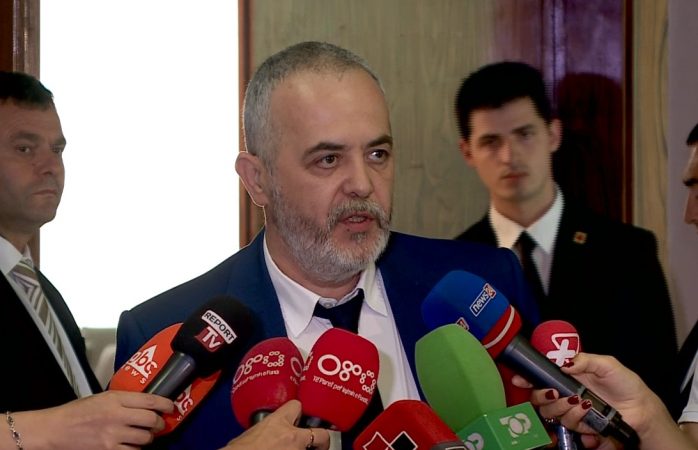 KPK e shkarkoi, Broci: Komisarët politik u urdhëruan nga Rama