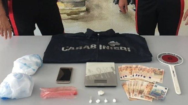 Kapet “Tani” në Itali, shqiptari shpërndante drogën përmes Whatsapp-it