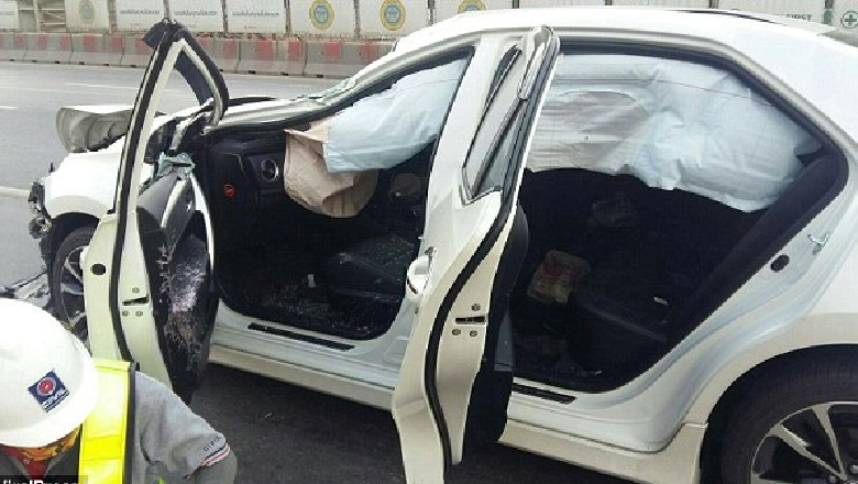 VIDEO/ Shembet shtylla elektrike, zë poshtë ‘Toyotan’ me familjen brenda