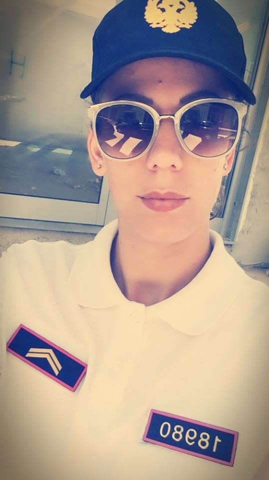 Njihuni me Silvën! Policja nga Vlora që mund t’ju vijë në ndihmë për çdo emergjencë në bregdet