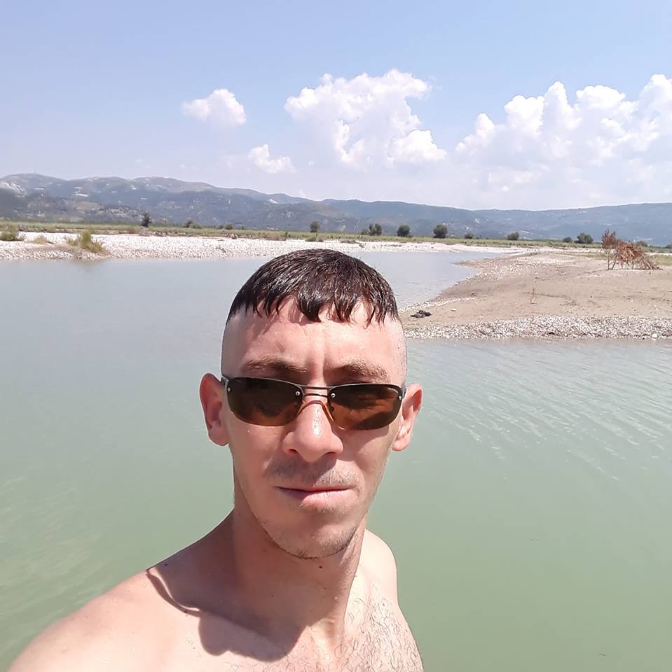 Krimineli i Selenicës nuk dinte të shkruante as emrin në polici!!