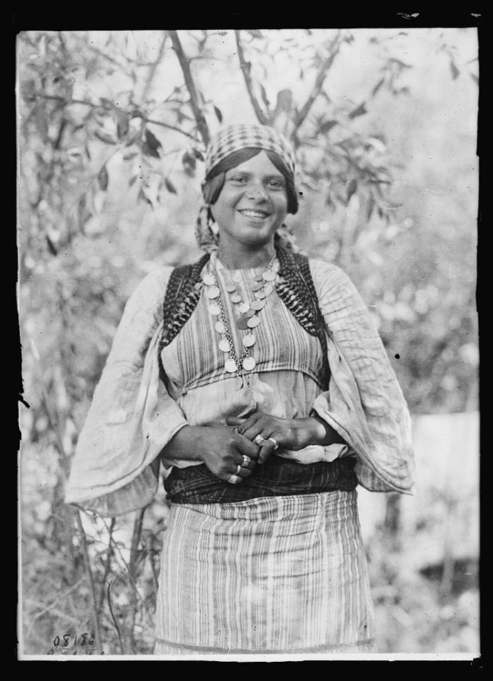 Shqiptarja që punoi në vitin 1920 pranë Kryqit të Kuq Amerikan