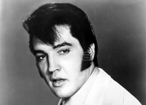 Si sot, më 16 gusht, vdiq Elvis Presley dhe lindi Madona