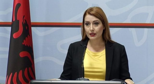 Akuza e rëndë e Manastirliut për Vasilin: Ministria jote shpikte viruse për të blerë ilaçe të skaduara!