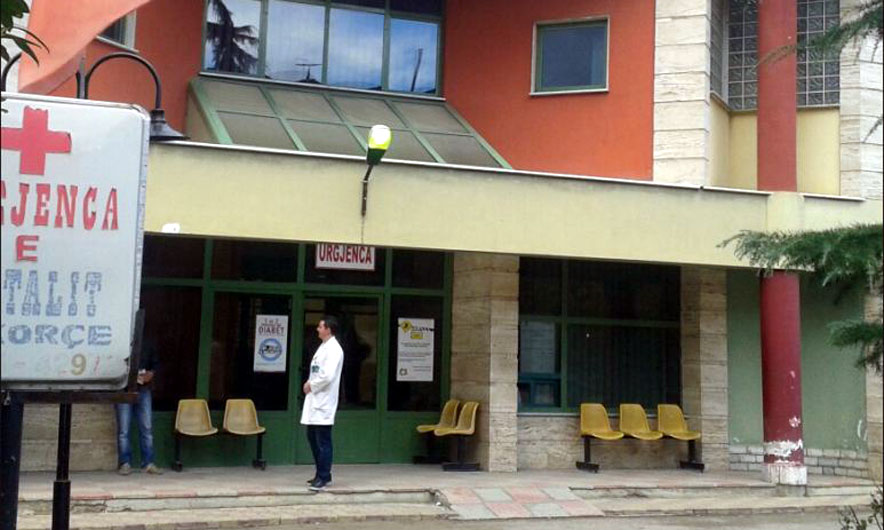 E zë poshtë bombola e gazit teksa luante, vdes 3-vjeçari në Korçë