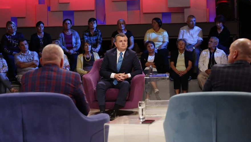 Balla sfidon PD: Dorëhiqem, nëse kam udhëtuar me Begon në Korfuz