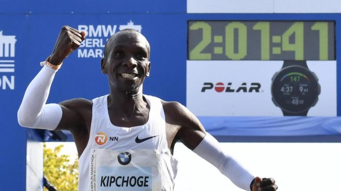 Keniani Kipchoge thyen rekordin botëror në Berlin